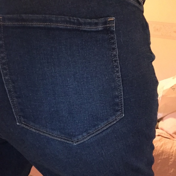 Gap denim universal legging jeans. Size 18/34 reg. - Picture 5 of 11